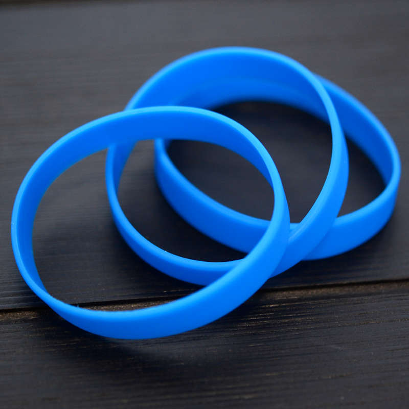 Blue Silicone Wristband stock model at 202x12mm