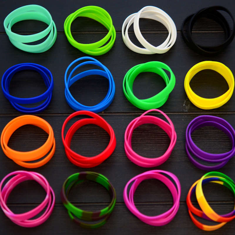Blue Silicone Wristband stock model at 202x12mm