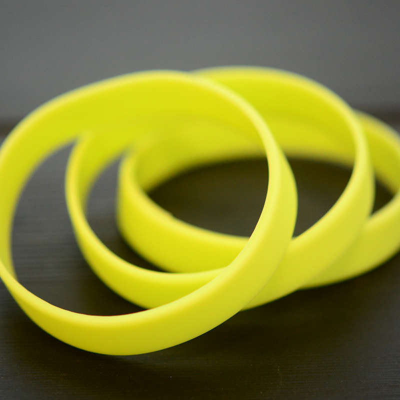Glow in dark Silicone Wristband stock model at 202x12mm