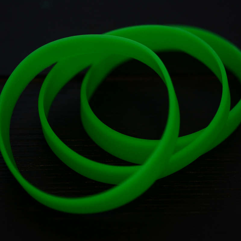 Glow in dark Silicone Wristband stock model at 202x12mm